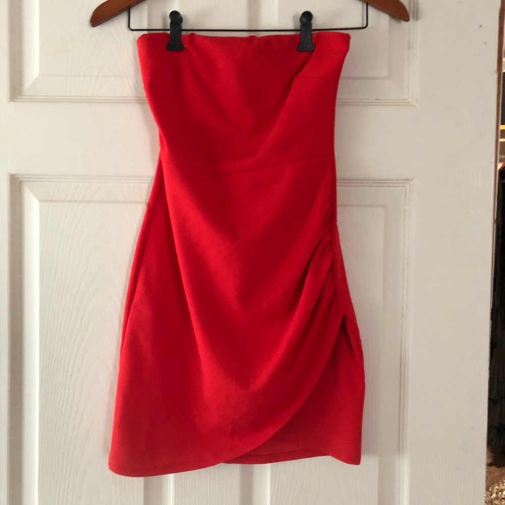 Strapless red dress